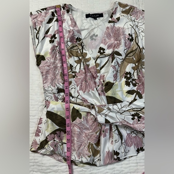 Salo La Fille Elegant Pink Wrap Blouse with Notched Collar - Picture 3 of 13